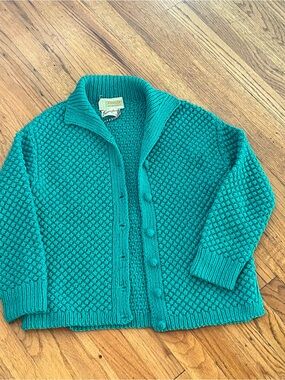 Vintage Green Chunky Knit Cardigan